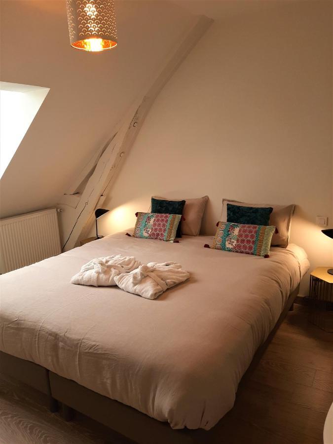 Le Feneau Maison D'Hotes Creuzier-le-Neuf Екстер'єр фото